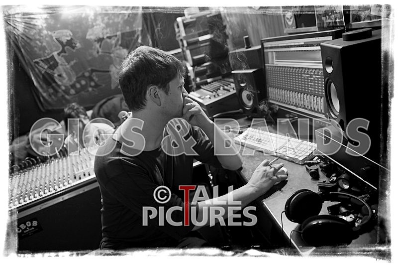 Teaspoonriverneck Studio Session-21_BW - TEASPOONRIVERNECK