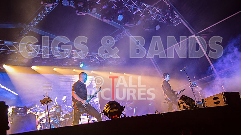 Pendulum Live-41 - PENDULUM LIVE