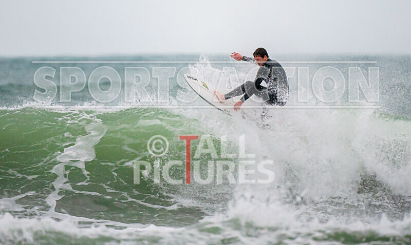 Surfing_01-11-2020-22 - SURFING AT VAZON BAY GUERNSEY