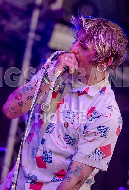 CoffeeShopKnifeFight-39 - COFFEESHOPKNIFEFIGHT