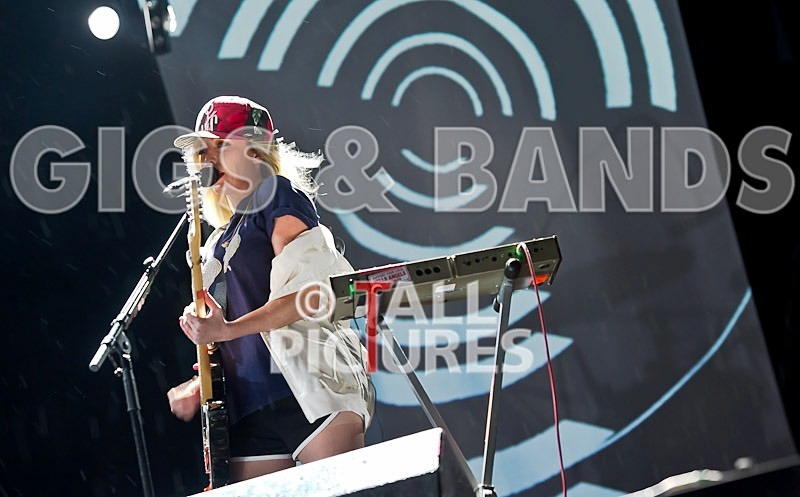 The Ting Tings-12 - THE TING TINGS