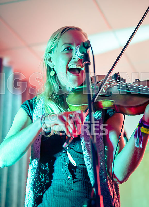 The Cor Damme Lars-42 - THE PEACE TENT STAGE