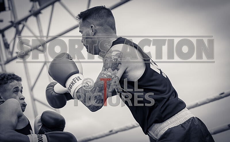 BOUT 3- Martin the not so Raging Bull Le Prevost v Ben Hizzy Hislop-36 - BOUT 3- Martin 'the not so Raging Bull' Le Prevost v Ben 'Hizzy' Hislop