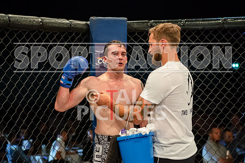 BOUT-1- Chris Wherry v Lewis Bentley-32 - BOUT-1: Chris Wherry v Lewis Bentley