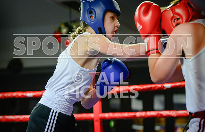 BOUT- 3_Louie Quertier v Archie Kirk-29 - BOUT 3_Louie Quertier v Archie Kirk