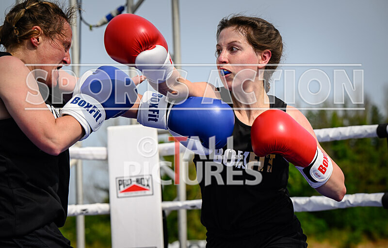 BOUT 1 - Emma the Mentalist Martin v Joanna the Hammer Wheatley-43 - BOUT 1 - Emma 'the Mentalist' Martin v Joanna 'the Hammer' Wheatley