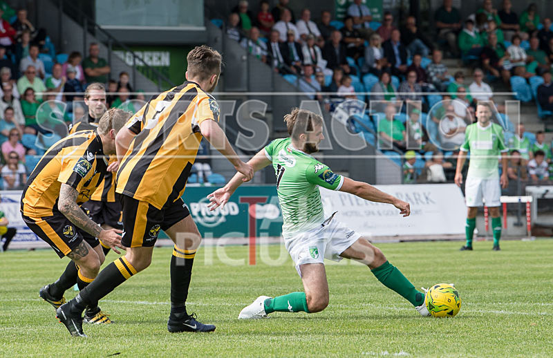 GFC v East Grinstead Town-9 - GUERNSEY FC v EAST GRINSTEAD TOWN
