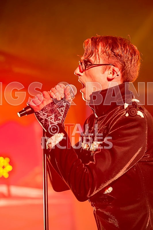 The Correspondants-13 - THE CORRESPONDANTS