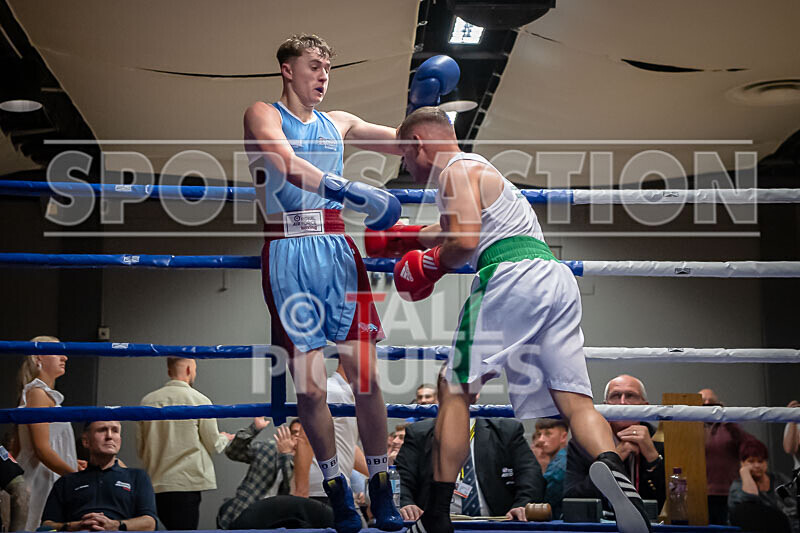 BOUT 11_Niall Adams v Blaine Lambert-19 - BOUT 11_Niall Adams v Blaine Lambert