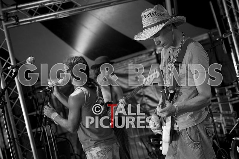 Benny the Moth-10 - BENNY THE MOTH