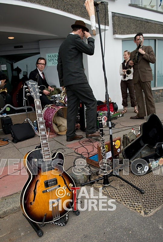 Lib Day08-101 - 2008 DAYTIME ATMOSPHERE