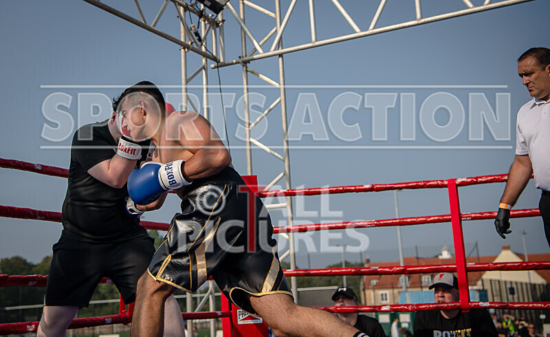 BOUT 6 - Tony -Foxey- Fox v Tyler -the Lion- Quintels-25 - BOUT 6 - Tony 'Foxey' Fox v Tyler 'the Lion' Quintels