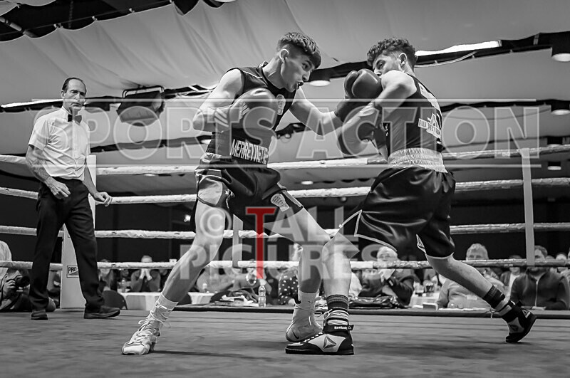 BOUT 9 - Tom Teers v Louis Merryweather-17 - BOUT 9 - Tom Teers v Louis Merryweather