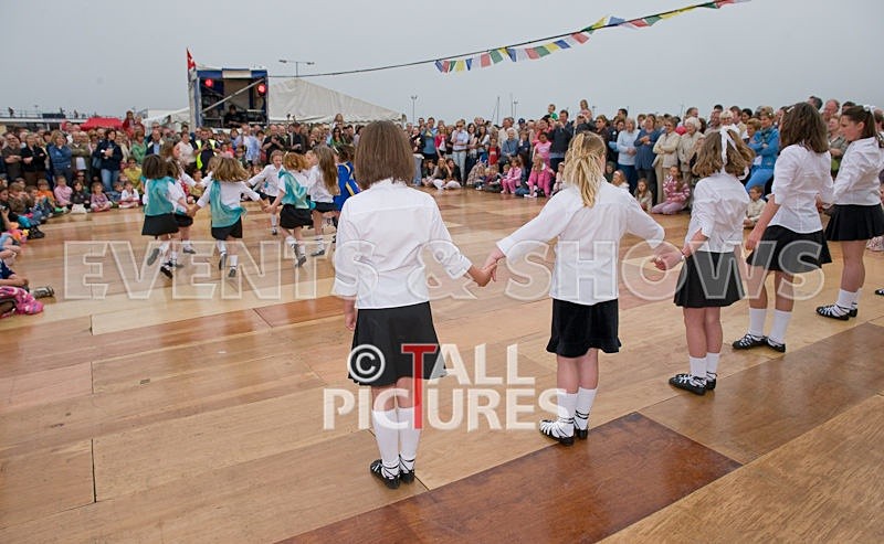 Lib Day08-169 - 2008 DAYTIME ATMOSPHERE