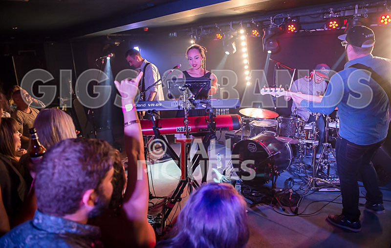 The Skints-12 - THE SKINTS