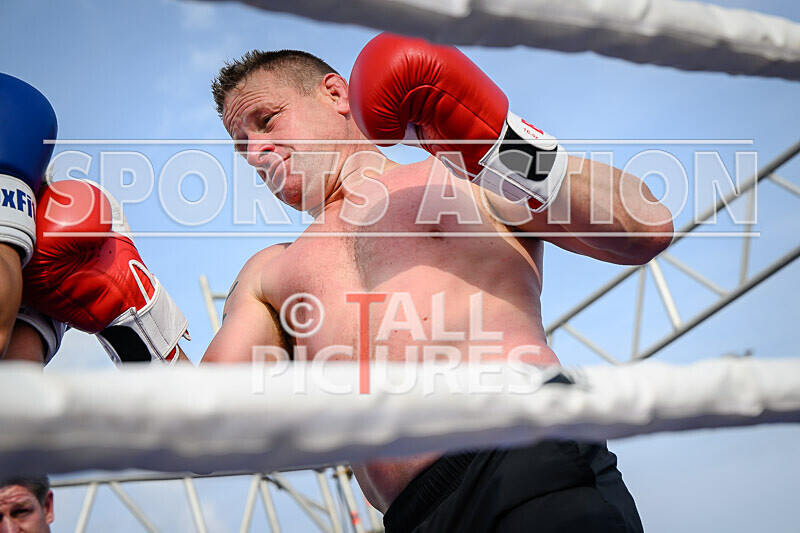 BOUT 7 - Luke Graham v Jan the Dutch Destroyer Dame-12 - BOUT 7 - Luke Graham v Jan 'the Dutch Destroyer' Dame