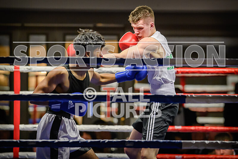 BOUT- 6 - Emile Prevel v Moin Khan-15 - BOUT: 6 - Emile Prevel v Moin Khan