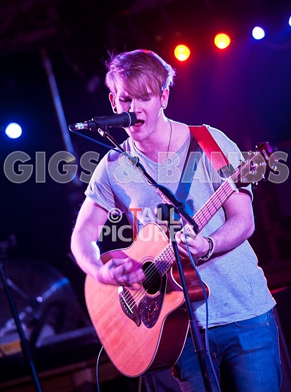 Elliott Crossan-2 - ROCK OF AGES-15_UNPLUGGED