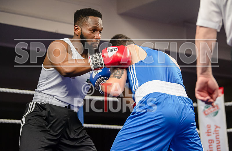 BOUT-7_Oblie Botchway v Mason Small-10 - BOUT-7_Oblie Botchway v Mason Small