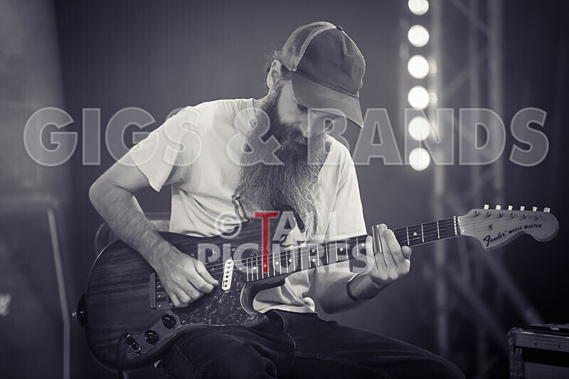 Hollie Thorne-4 - HOLLIE THORNE