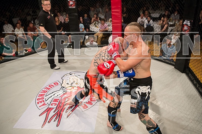 Cage Fighting_2012_Bout 10-25 - BOUT-10