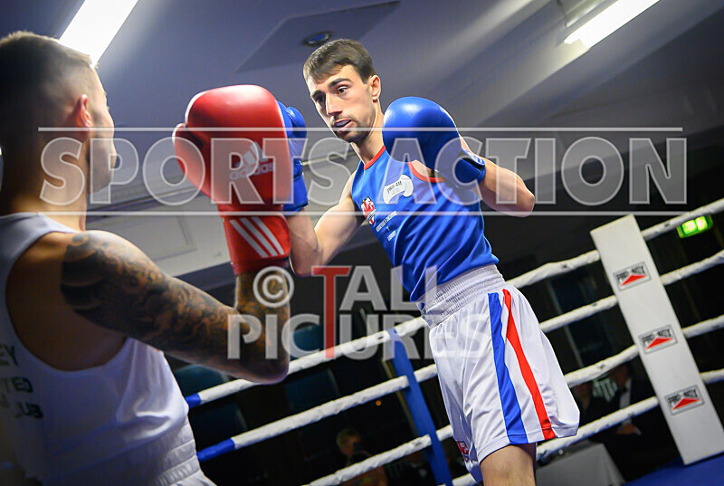 BOUT- 8 - Scott Little v Daniel Lonergan-33 - BOUT: 8 - Scott Little v Daniel Lonergan
