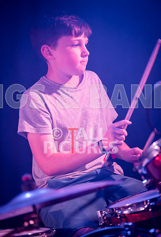 World on Fire-26 - WORLD ON FIRE