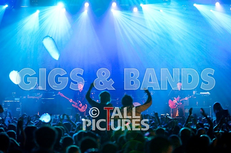 The Doves-2 - THE DOVES