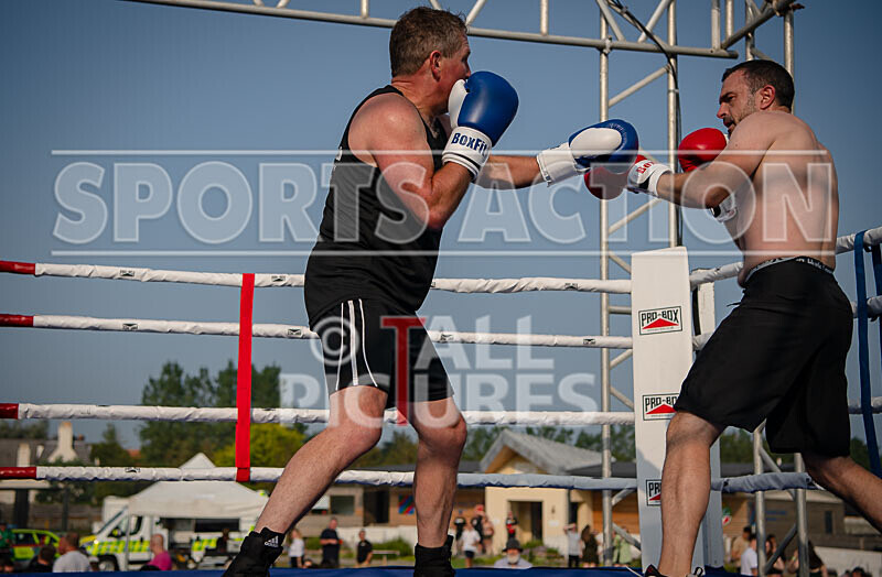 BOUT 8 - Roland -the Doc- Archer v -Dangerous- Trevor Morris-41 - BOUT 8 - Roland 'the Doc' Archer v 'Dangerous' Trevor Morris