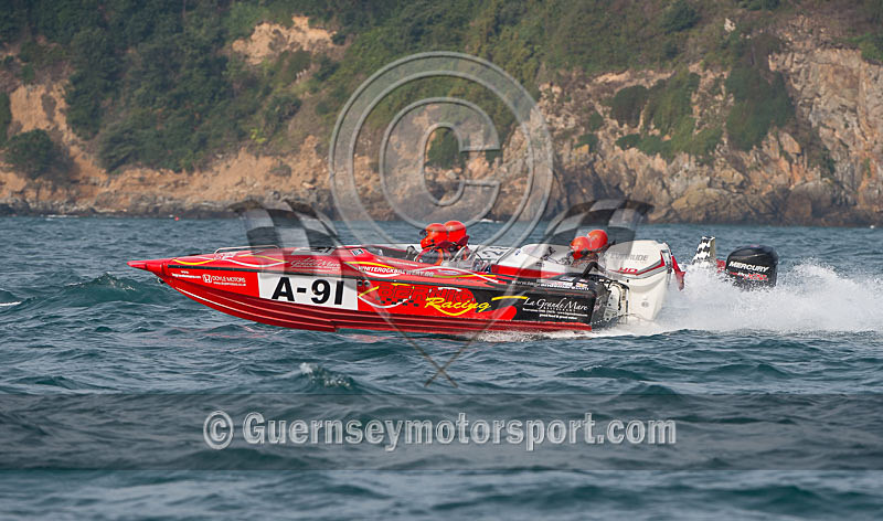 Worlds Powerboats_2014_Race-2-40 - UIM CLASS 3A & 3B WORLD OFFSHORE CHAMPIONSHIP_RACE-2