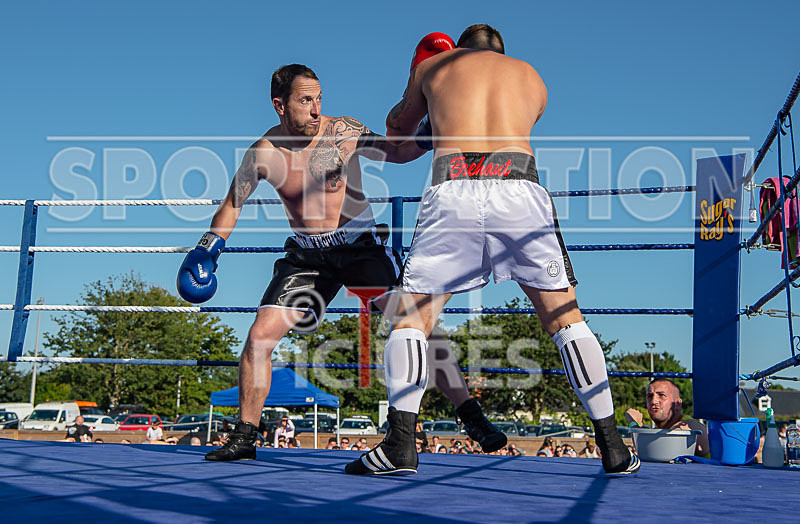 BOUT-3- Simon The Machine March v Rob The Brutal Brehaut-19 - BOUT-3 Simon 'The Machine' March v Rob 'The Brutal' Brehaut