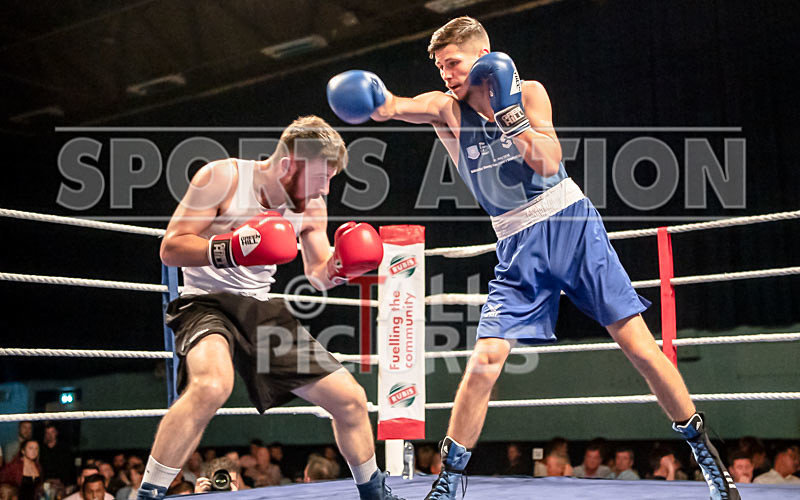 BOUT-13_Chris Sumner v Harvey Lambert-4 - BOUT-13_Chris Sumner v Harvey Lambert