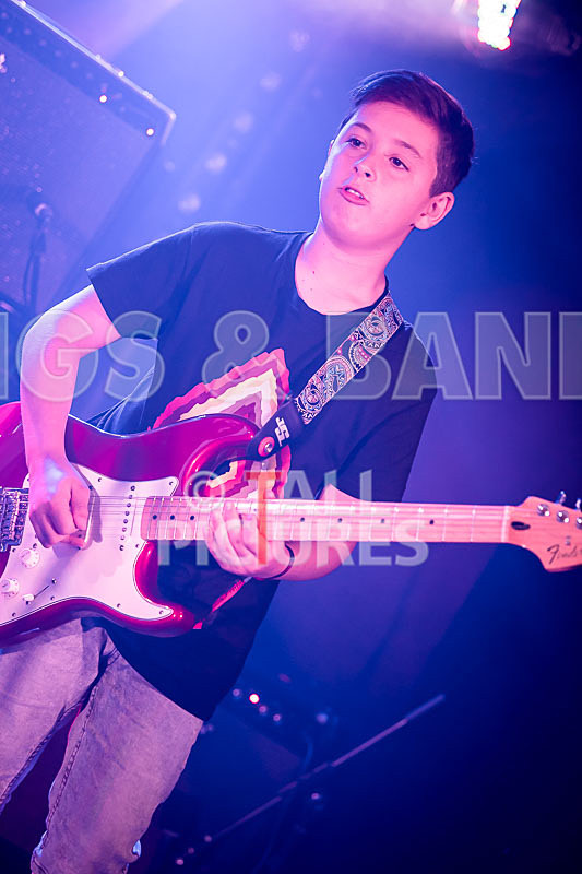 World on Fire-20 - WORLD ON FIRE