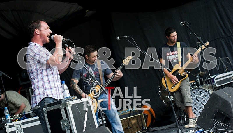 Wax Off-4 - WAX OFF at IVY CASTLE EARTH FAIR