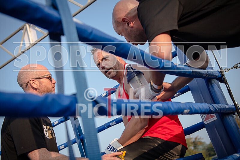 BOUT 11 - Rolo -9 and a Half Digits De Saumarez v Darren -the Executio - BOUT 11 - Rollo '9 and a Half Digits' De Saumarez v Darren 'the Executioner' Etasse