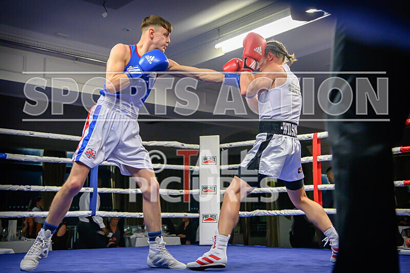 BOUT- 6 - Jamie Wilson v Declan Hunt-10 - BOUT 6 - Jamie Wilson v Declan Hunt