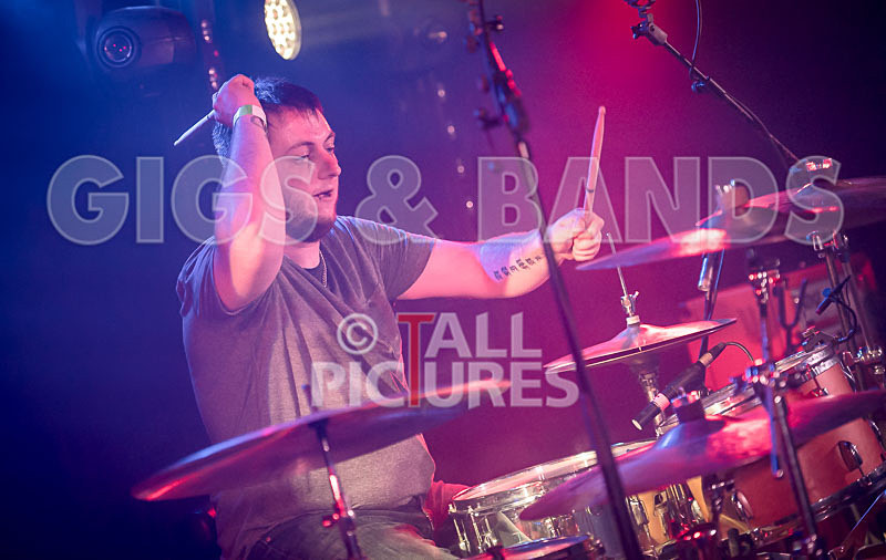 Joe Young & the Bandits-68 - JOE YOUNG & THE BANDITS