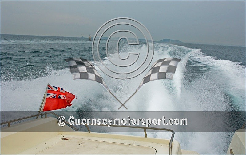 Boat Wake - POWERBOAT RACING 2006