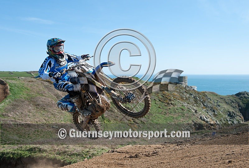 Moto-X_19-03-11-48 - MOTO-X_19-03-2011