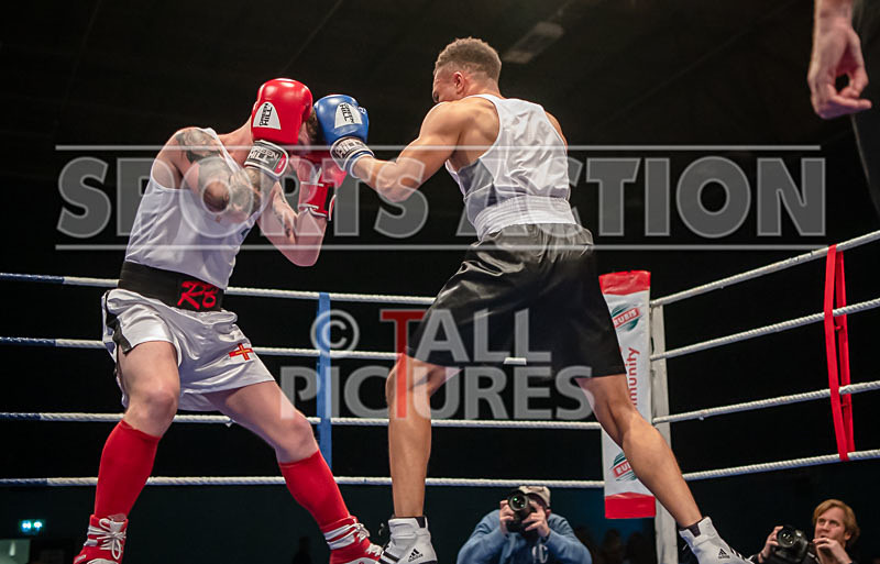 BOUT-9 - Rob Brehaut v William Annang-16 - BOUT-9 - Rob Brehaut v William Annang
