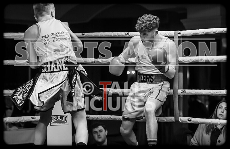 BOUT- 10 - Tom Teers v Shane Smith-64 - BOUT: 10 - Tom Teers v Shane Smith