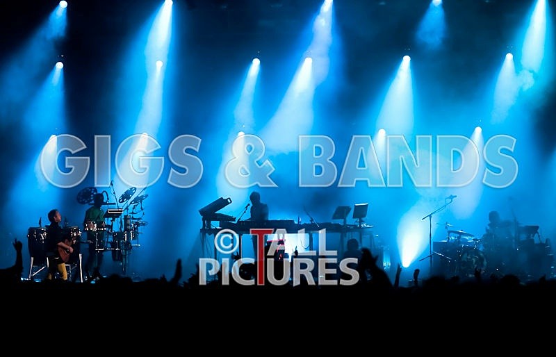 Basement Jaxx-47 - BASEMENT JAXX