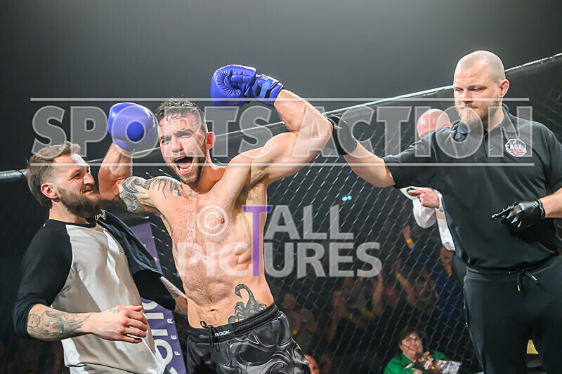 BOUT- 14 - Josh Ozanne v Pedro Fernandez-82 - BOUT 14 - Josh Ozanne v Pedro Fernandez