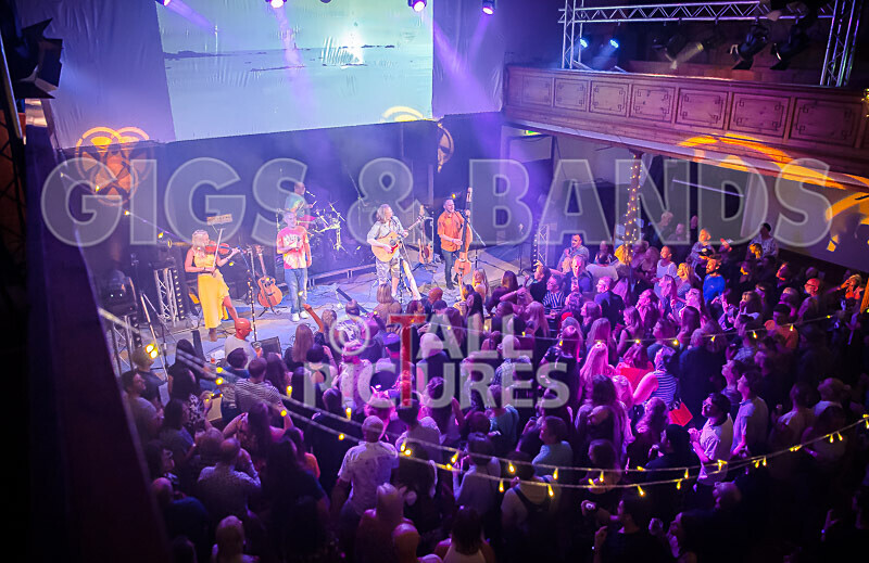 Buffalo Huddleston-589 - BUFFALO HUDDLESTON