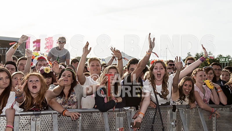 Jersey Live 2013_The Atmosphere-122 - SUNDAY - PICTURES FROM AROUND THE FESTIVAL