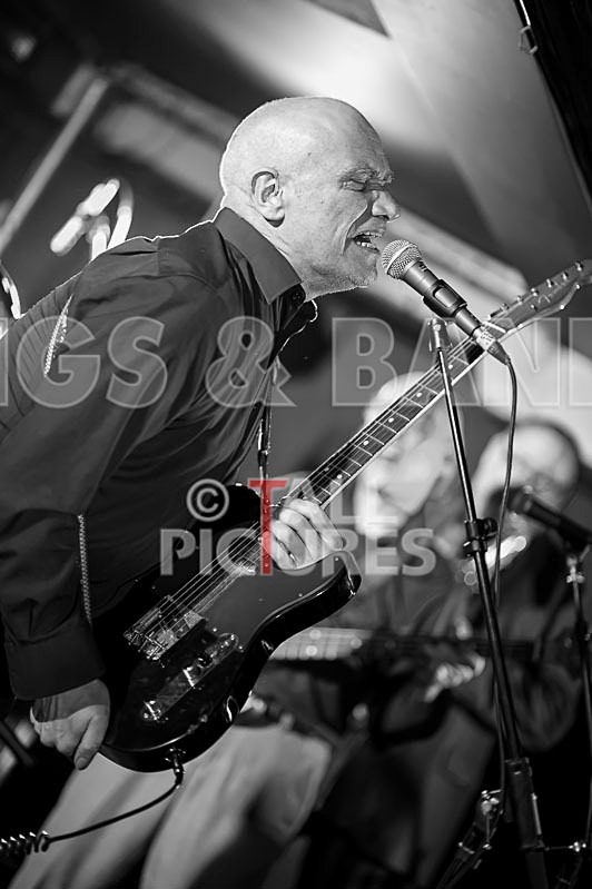 Norman Watt-Roy Band-74 - THE NORMAN WATT-ROY BAND with WILKO JOHNSON