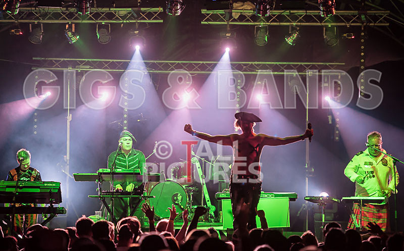 Fade to Grey-194 - FADE TO GREY