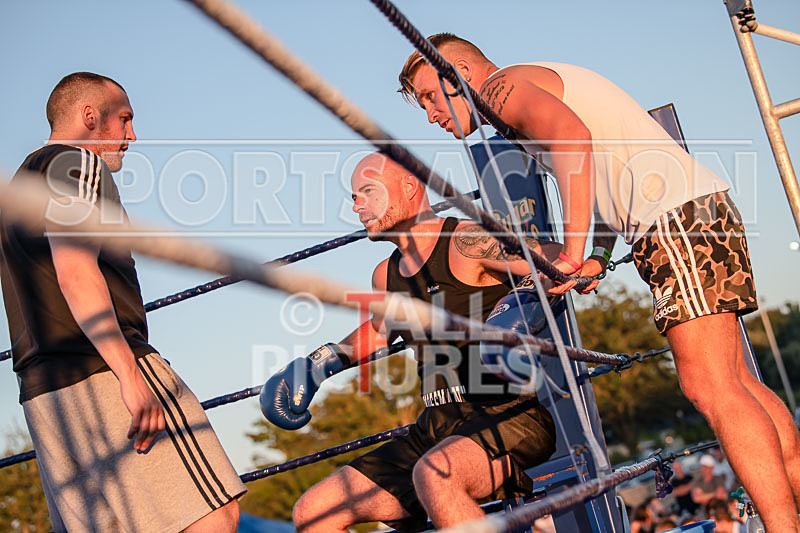 BOUT-12- Mad Charlie Moss v Tim Timbo Slice Luscombe-22 - BOUT-12 'Mad' Charlie Moss v Tim 'Timbo Slice' Luscombe