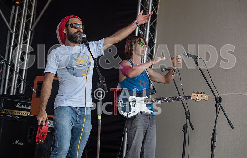 Benny the Moth-108 - BENNY THE MOTH