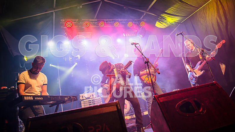 The Secret Smiles-55 - THE SECRET SMILES